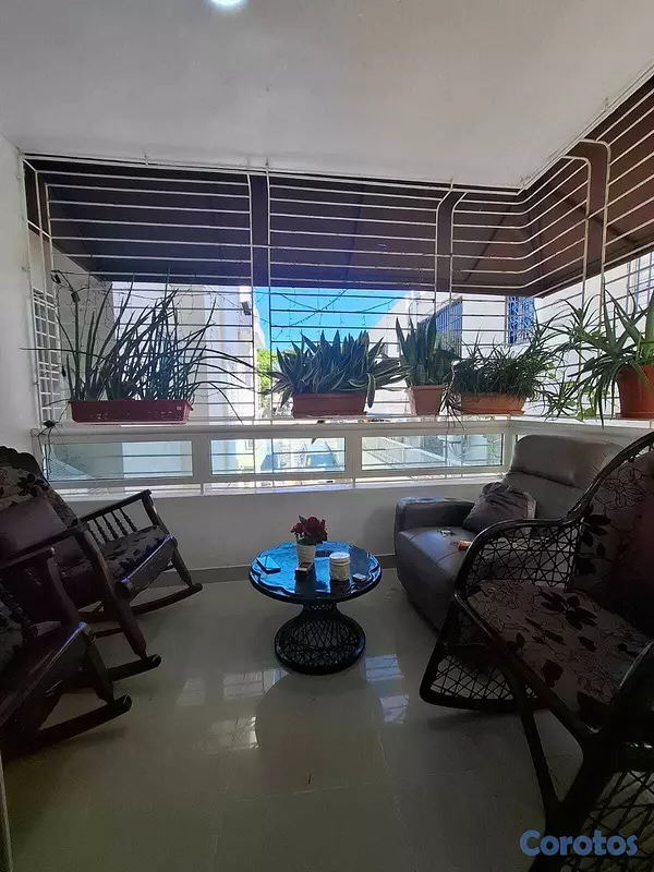 apartamentos - Vendo apartamento en Urb. Tropical. 3
