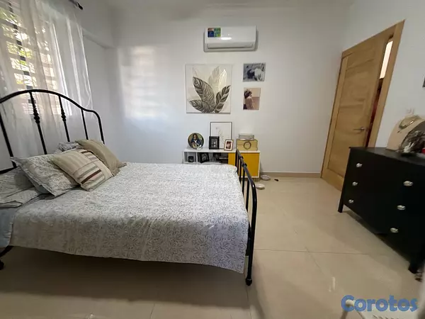 apartamentos - vendo independencia klm 7 segundo nivel tres habitaciones dos parqueos paralelos 10