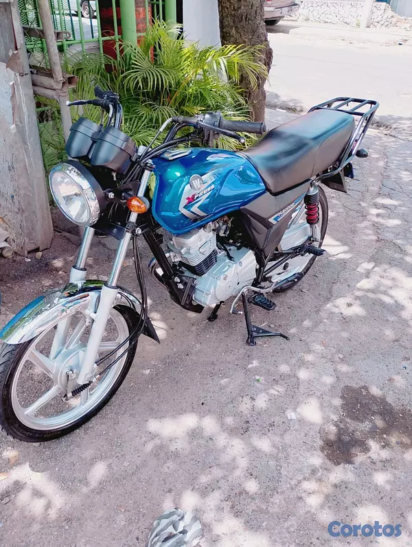 motores y pasolas - se vende por motivo de viaje todo original está ubicado en Bayona negociable  3