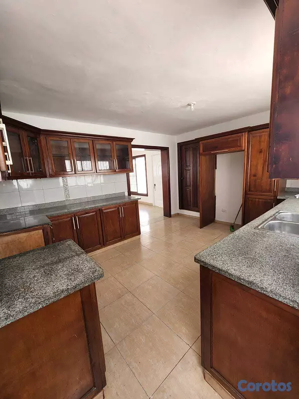 casas - SE VENDE AMPLIA CASA EN COLINAS DE LOS RIOS 7