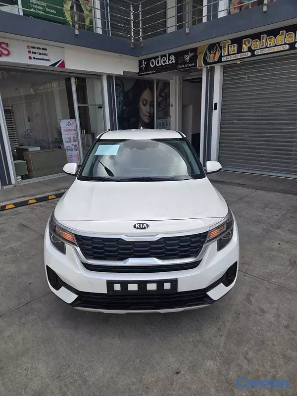 jeepetas y camionetas - KIA SELTOS 2022 BLANCO DIESEL 6