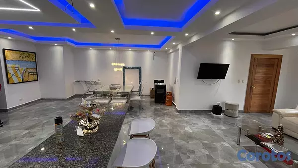 apartamentos - Amplio y moderno apart  en 2do nivel, en venta en  3
