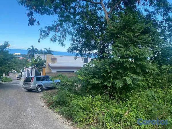 solares y terrenos - excelente solar en zona residencial de Puerto plata  3