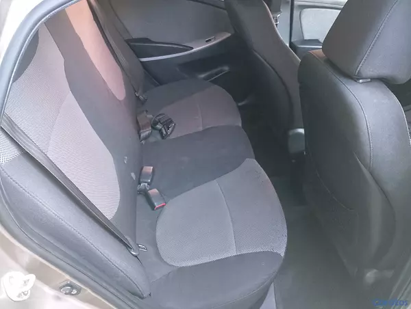 carros - Hyundai Accent 2011 5