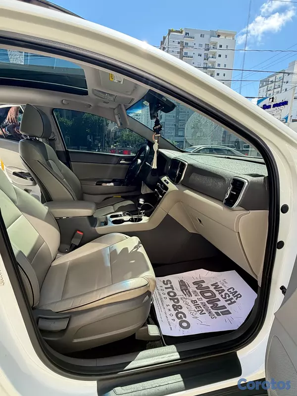 jeepetas y camionetas - Kia Sportage 2018 Única Dueña  6