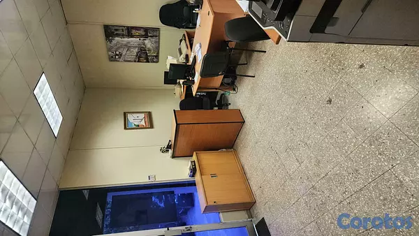 oficinas y locales comerciales - Local Comercial en venta en la Avenida 27 de Febrero 2