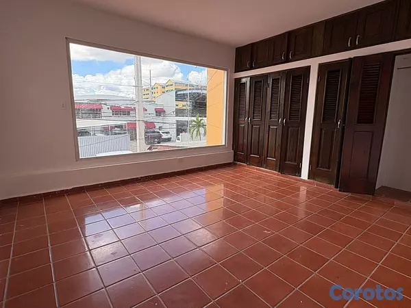 oficinas y locales comerciales - LOCAL COMERCIAL EN ALQUILER DETRAS DE LA NUNEZ DE  9