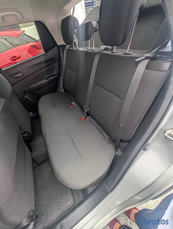 carros - SUZUKI SWIFT 2020 10