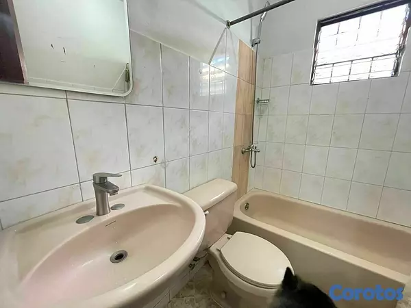 casas - Excelente Residencia en Las Américas Los Corales  5