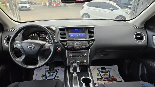 jeepetas y camionetas - NISSAN PATHFINDER SV 4x4 3 filas 2018 Clean 10