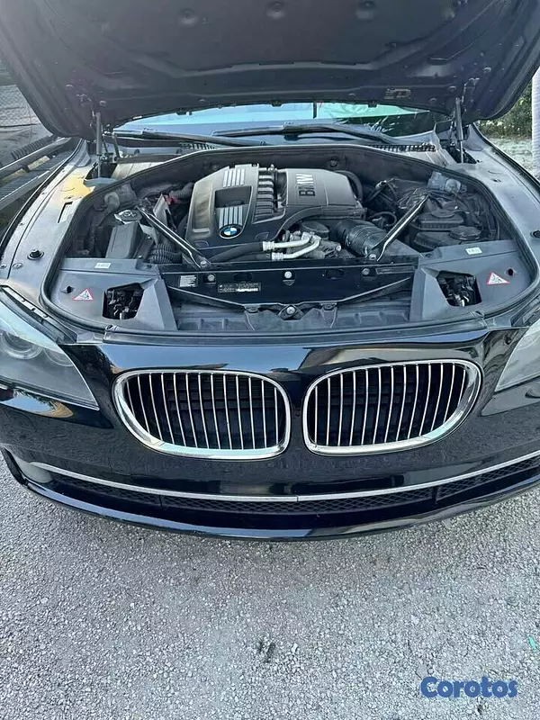 repuestos - Vendo el Motor para BMW 740il 2011 1