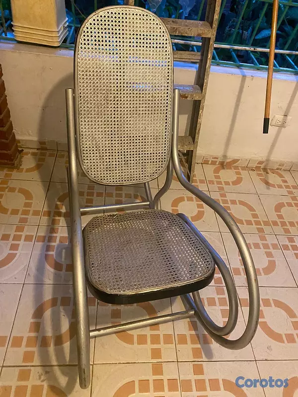 muebles y colchones - SE VENDE POR MOTIVO DE VIAJE 9