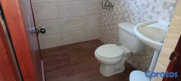 apartamentos - Amplio apartamento de 120 m² en segundo piso con 2 5