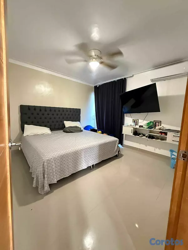 apartamentos - Lujoso apartamento en la aut. San Isidro con terraza privada, cercano a supermer 7