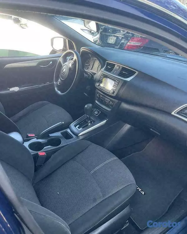 carros - NISSAN SENTRA SE 2018 8