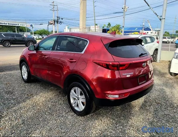 jeepetas y camionetas - Kia Sportage LX 2019 AWD - 65,000 Millas  3