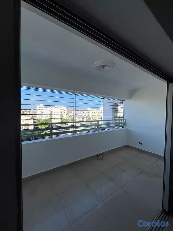 apartamentos - Amplio Apartamento en Alquiler – Bella Vista. 6to nivel. 6