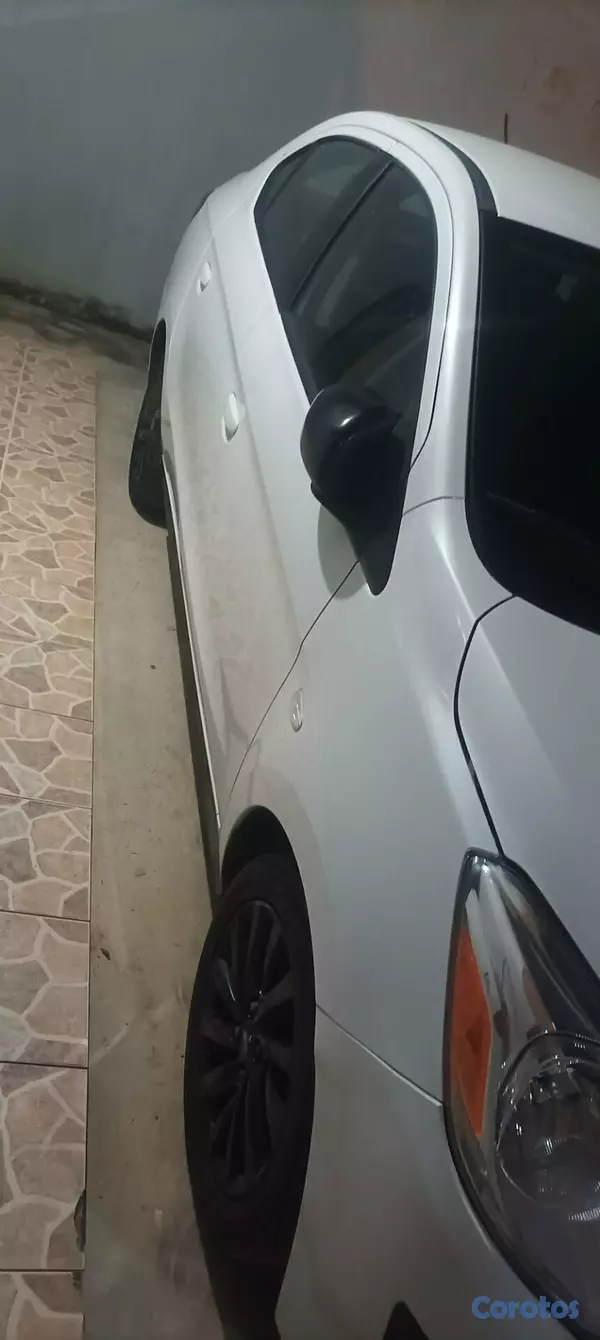 carros - Mishubichi mirage g4 2020 8