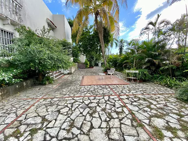 casas - Se vende casa en Arroyo Hondo 1