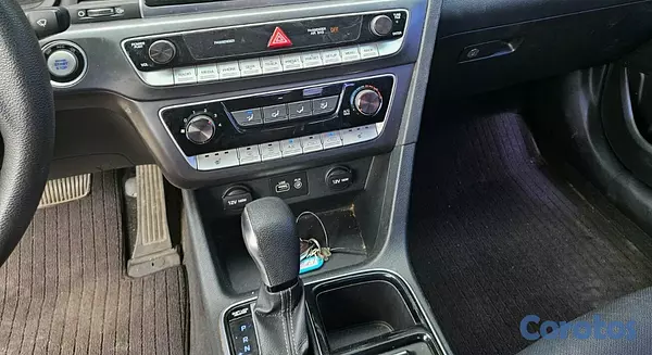 carros - HYUNDAI SONATA NEW RISE 2018 BLANCO GASOLINA 8
