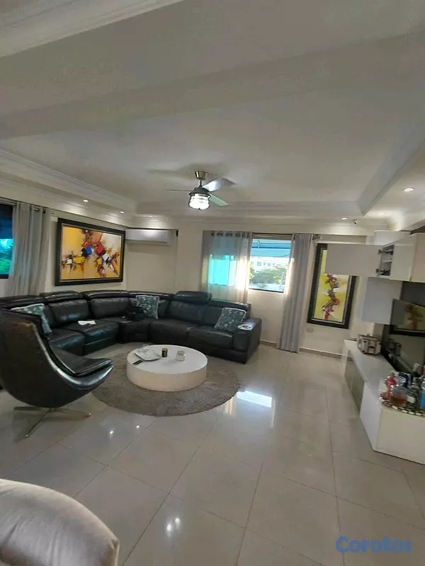 apartamentos - Ph 280 M2 En El Cacique Avenida Independencia 3 Hab 2 parqueos 4to piso
 3