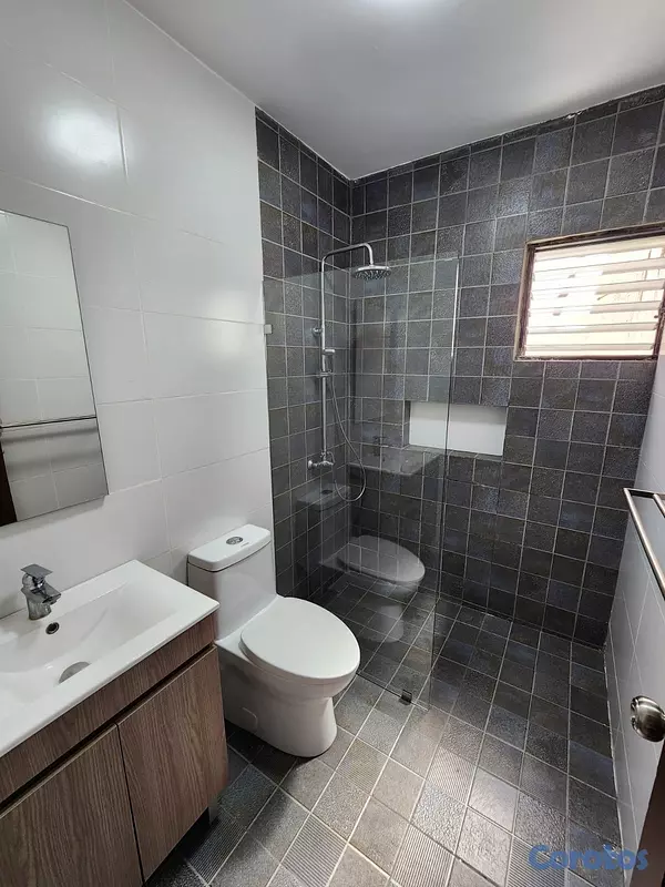 apartamentos - Vend tercer nivel klm 6 y medio independencia residencial cerrado tres habitacio 5