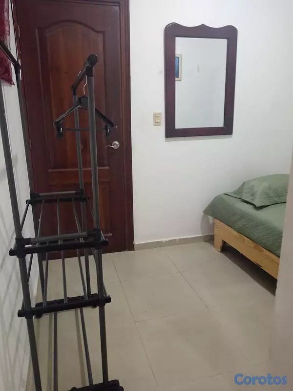 habitaciones y viviendas compartidas - Se alquila habitación independiente  8