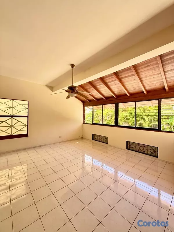 casas - Casa en Alquiler los Cacicazgos  3