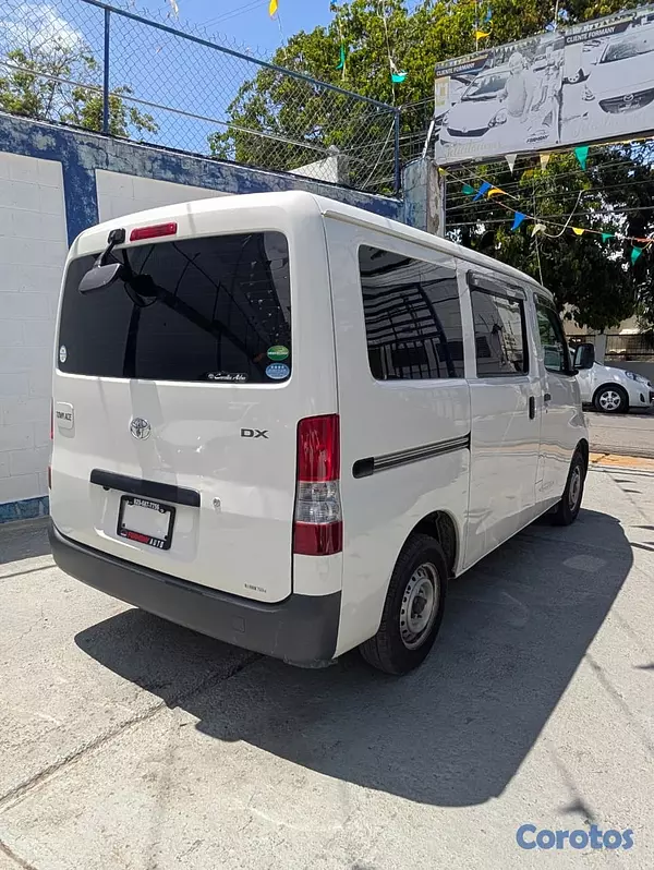 jeepetas y camionetas - TOYOTA TOWN ACE 2020 1