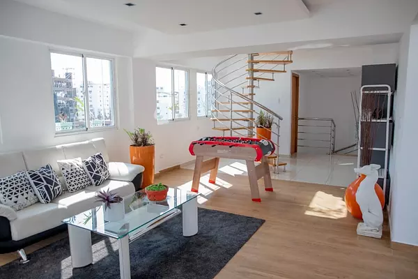 penthouses - Apartamento Clásico tipo Penhouse de 3 niveles (Piso 9,10,11), Naco 5