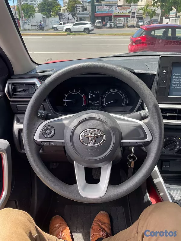 jeepetas y camionetas - Toyota Raize FULL 2023 9