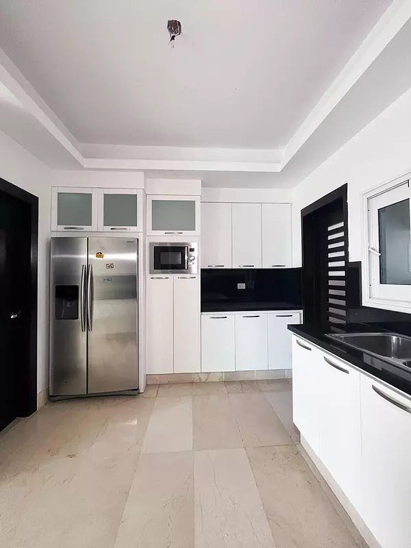 apartamentos - Apartamento en Torre en La Esmeralda  3
