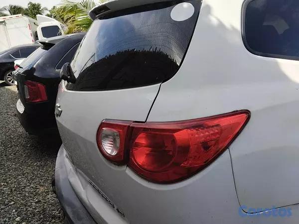jeepetas y camionetas - CHEVROLET TRAVERSE LS 4