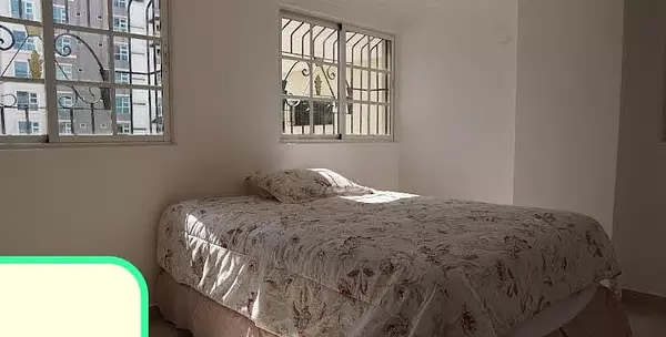 apartamentos - Amplio apartamento de estilo clásico en Naco con excelente distribución y vista  7