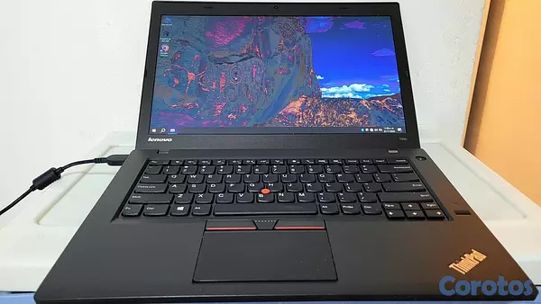 computadoras y laptops - Lenovo T460 14 Pulg Core i5 6ta Gen Ram 8gb ddr4 Disco 256GB SSD Solido hdmi 1