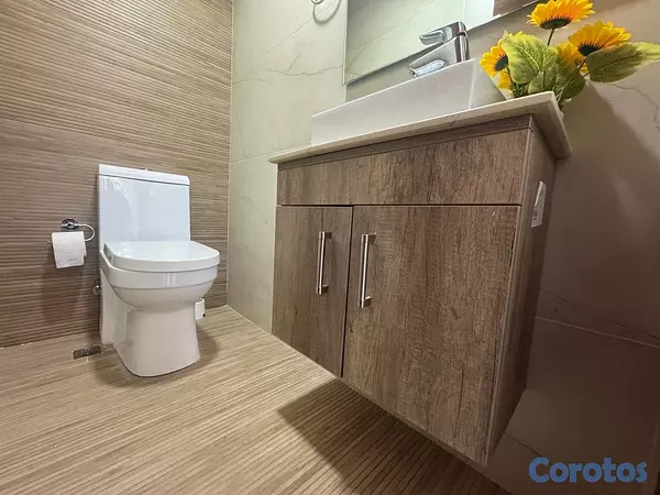 apartamentos - vendo amueblado Serrallés piso 7 una habitación 1.5 baños dos parqueos balcón  8