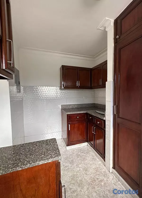 apartamentos - alquiló bella vista dos habitaciones 2.5 baños un parqueo techado  piso 4 balcón 9