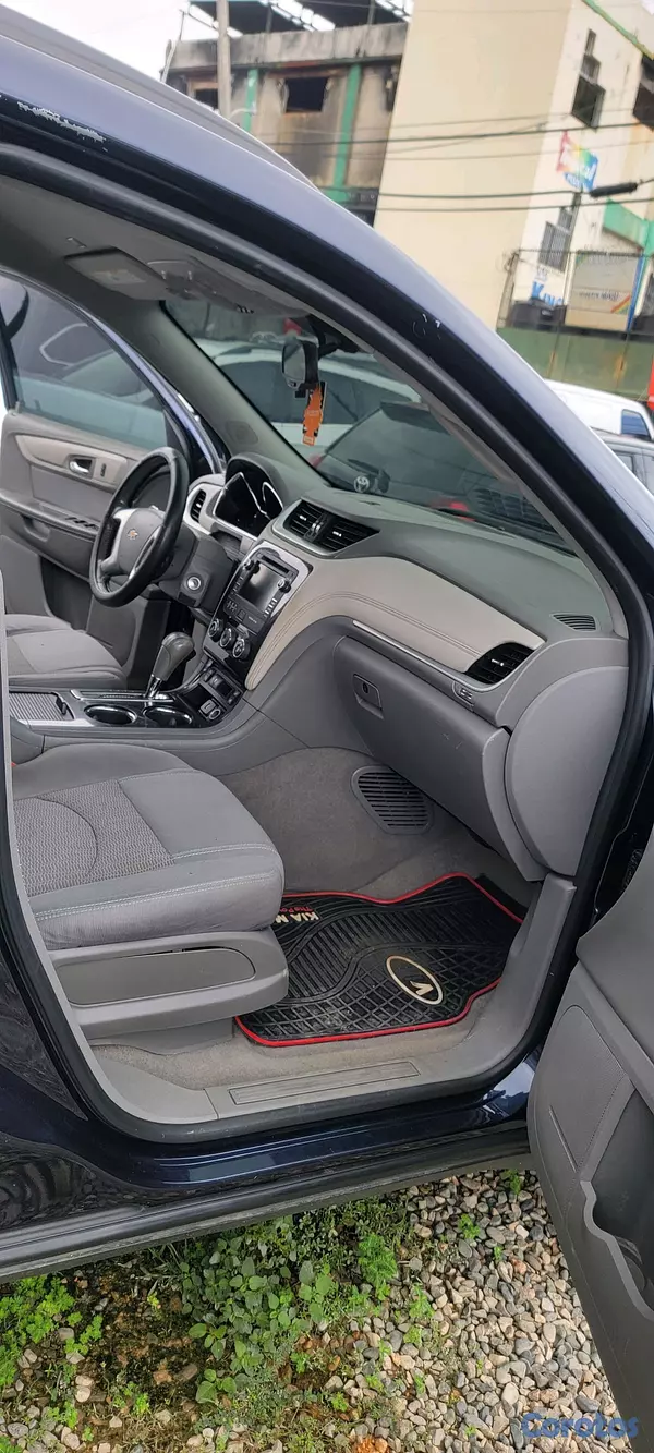 jeepetas y camionetas - CHEVROLET TRAVERSE 2017 5