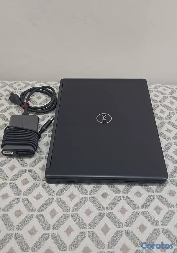 computadoras y laptops - Laptop Dell 512GB SSD M.2 16GB  Nvme i5 8va Gen 5
