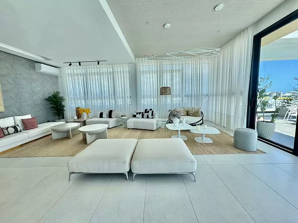 apartamentos - Apartamento en Alquiler Amueblado Evaristo Morales 4