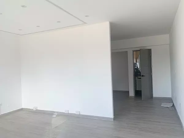 oficinas y locales comerciales - local céntrico en Julieta 2
