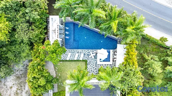 oficinas y locales comerciales - Vendo Villa en Punta Cana  4