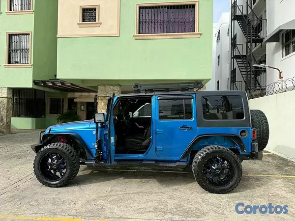 jeepetas y camionetas - jeep wrangler unlimited Sáhara 2016 6