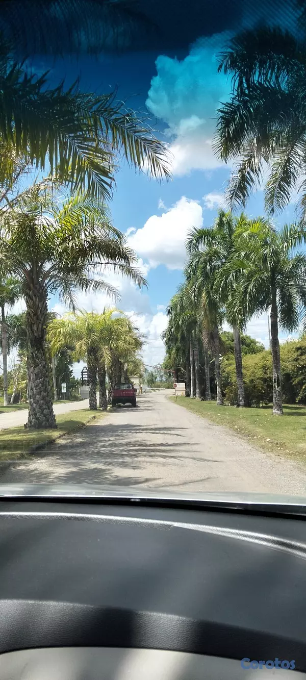 solares y terrenos - Se vende terreno en urbanización Lago de los Reyes 8
