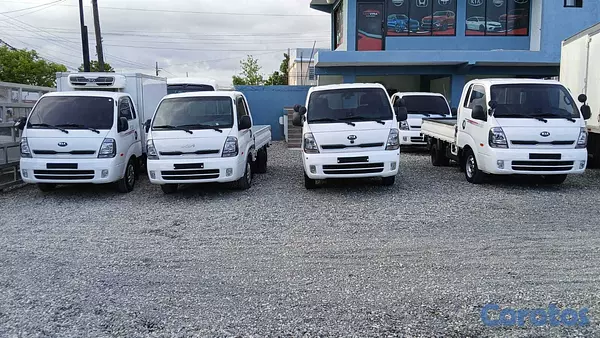 camiones y vehiculos pesados - VENDO CAMION KIA BOMGO III 2020 INICIAL 100,000 FI 2