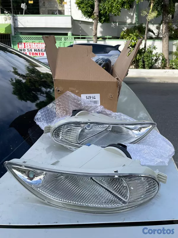 repuestos - Fog light Corolla y CAMRRY  2