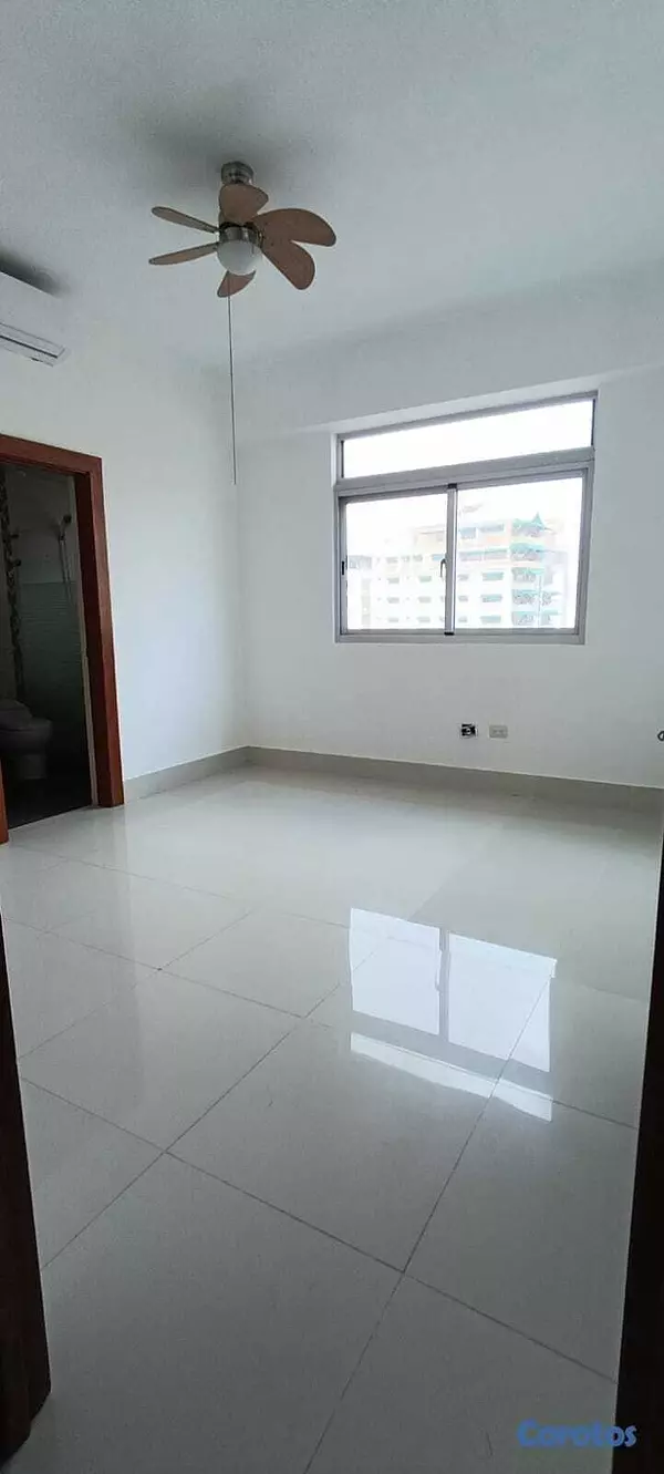 apartamentos - Bella Vista Lujosa Torre Vista mar lujoso apartamento con Área Social 220 Mts 8