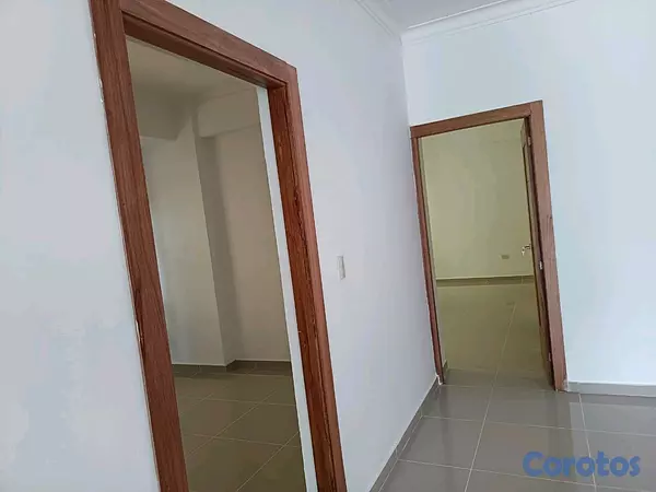 apartamentos - vendo 2do piso con terraza en respaldo los tres ojos 3 habitaciones  2 parqueos  11
