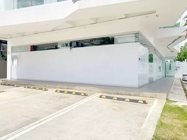 oficinas y locales comerciales - Local céntrico en Bella vista  10