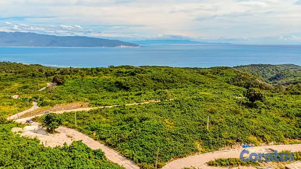 solares y terrenos - Venta de terrenos con títulos al día en Barahona 3